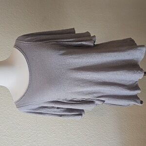 t.la Flowy Sleeve Top